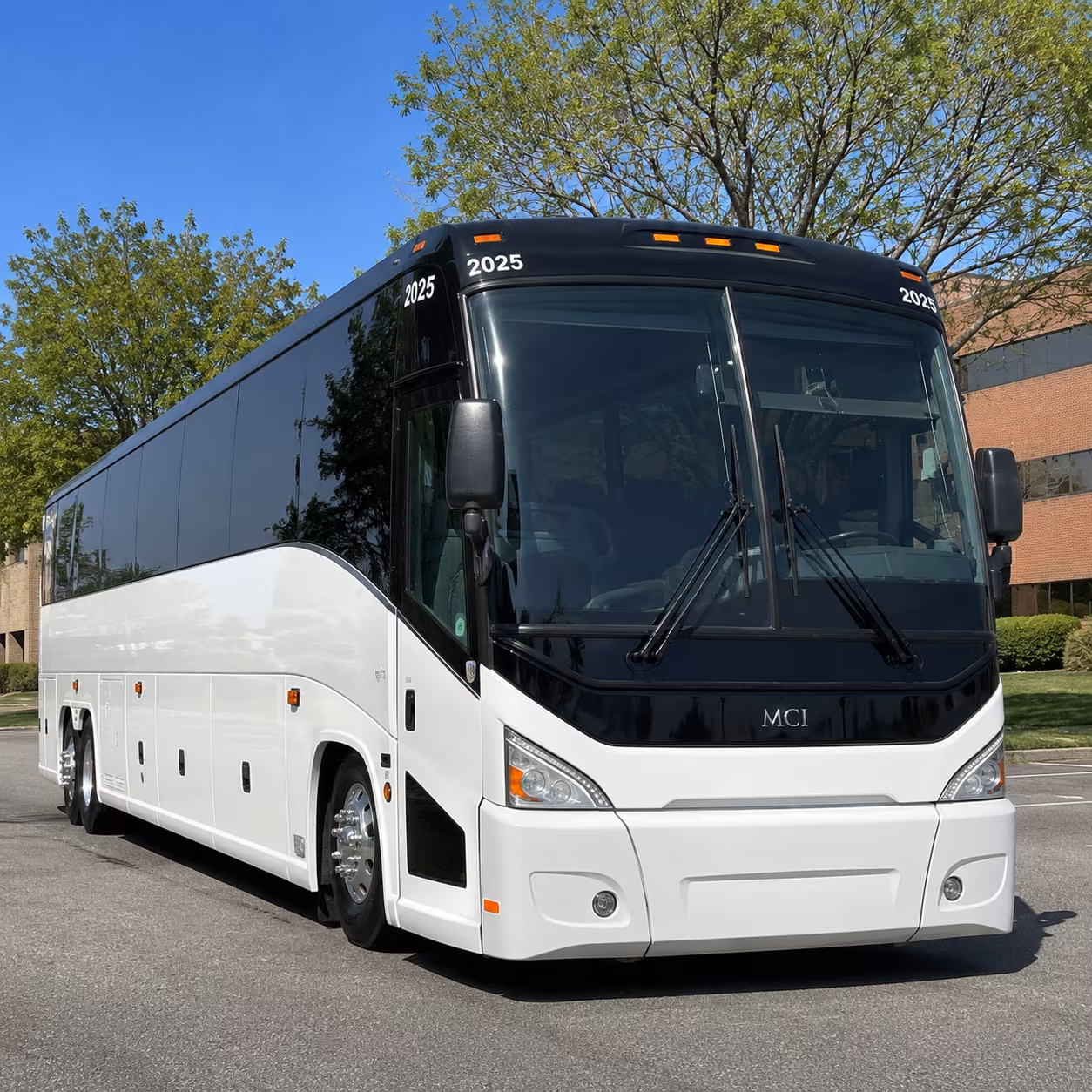 employee shuttle buses that beat the i 80 commute every morning