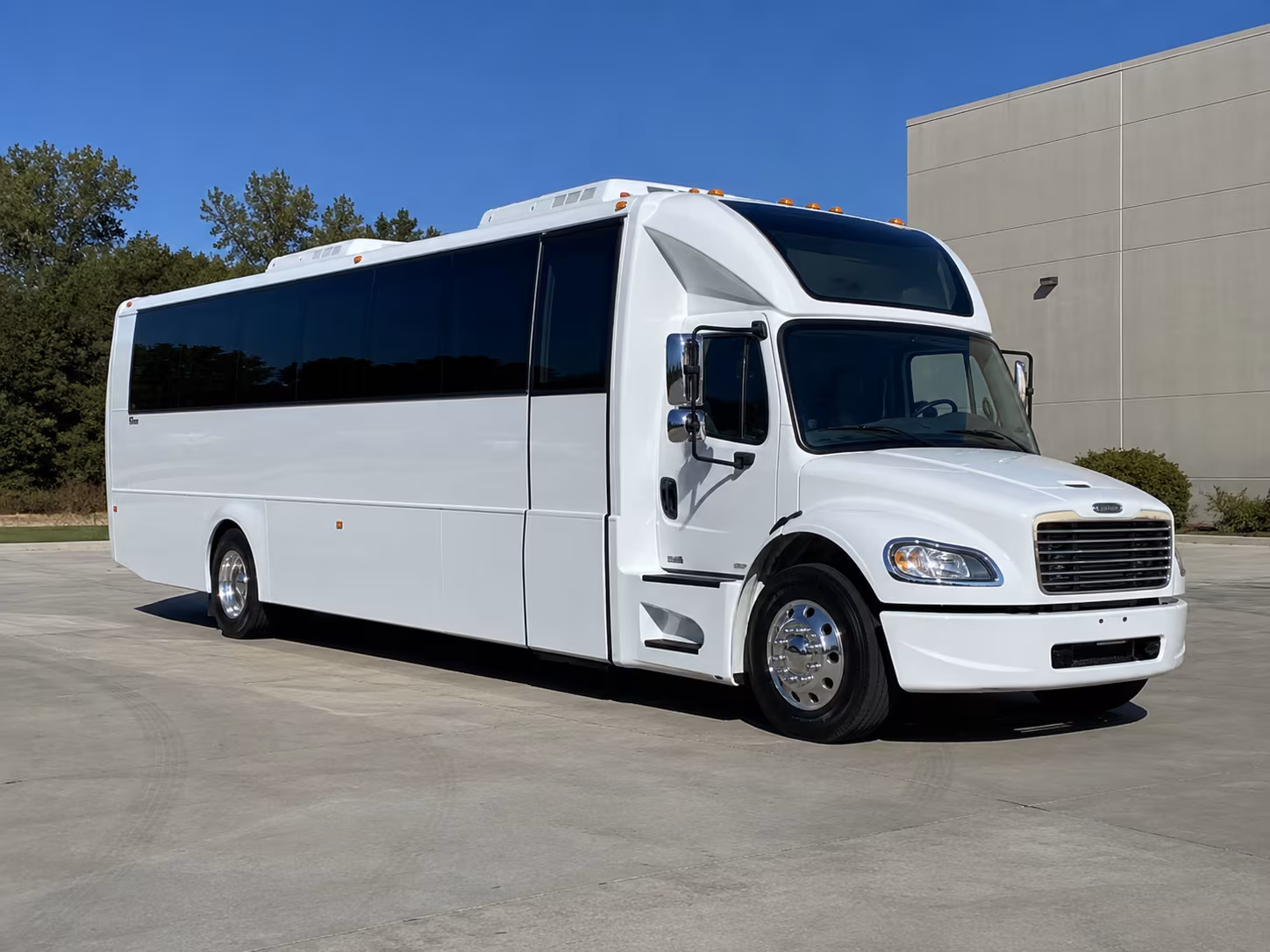 paterson 28 passenger party bus